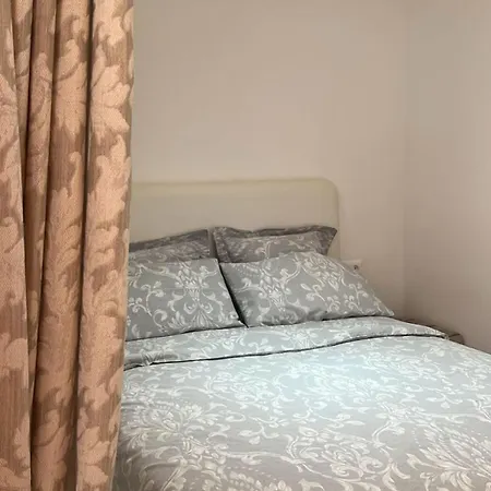 Americas 4-bedrooms