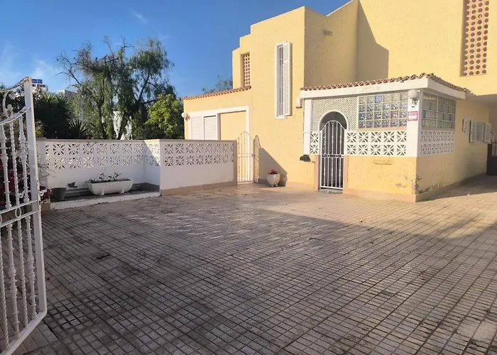 فيلة Americas 4-bedrooms *